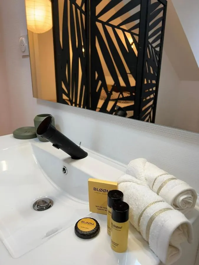 Junon - Appart Tout Equipe, Renove Vichy Apartment